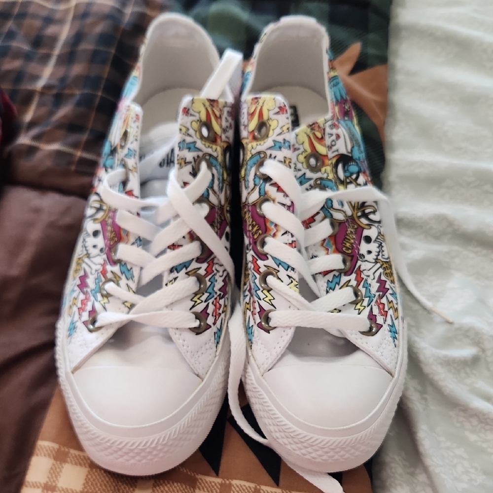 Converse Unisex Colorful Graphic Men 6, Women 8 - Picture 5 of 6